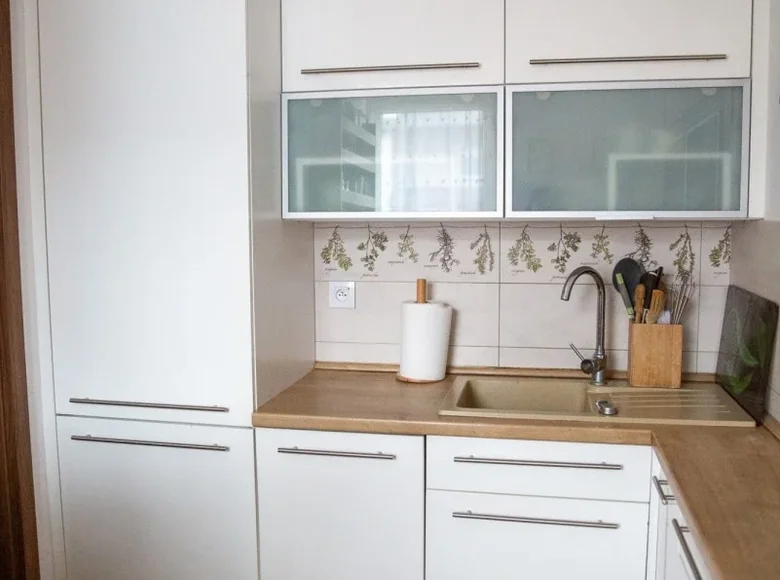 Apartamento 3 habitaciones 75 m² Komorniki, Polonia