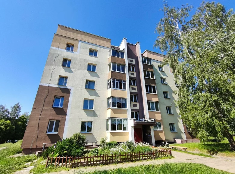 Mieszkanie 2 pokoi 47 m² Dzierżyńsk, Białoruś