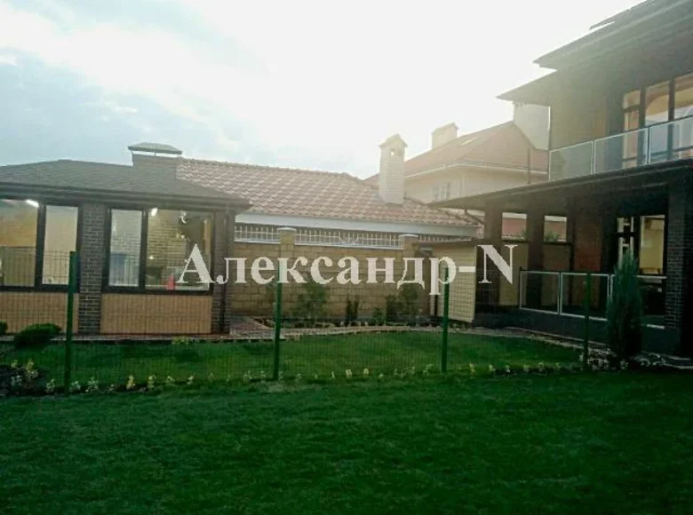 5 room house 270 m² Odessa, Ukraine