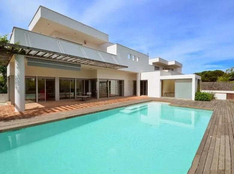5 bedroom villa 475 m² Castello dEmpuries, Spain
