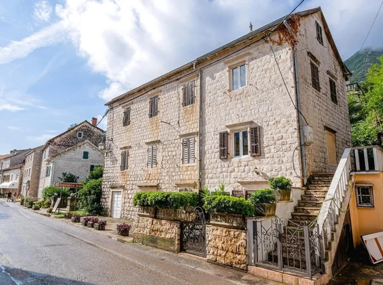 Maison 2 chambres 118 m² Prcanj, Monténégro