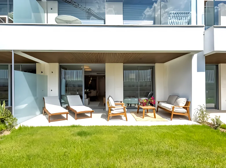 Mieszkanie 2 pokoi 104 m² Marbella, Hiszpania