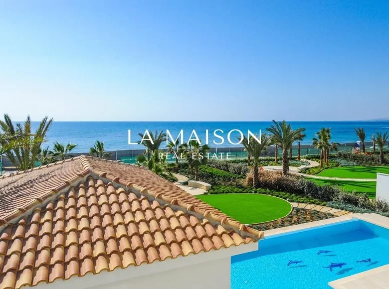 6 bedroom house 713 m² Pervolia, Cyprus