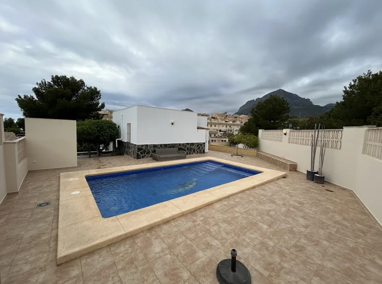 Villa 2 chambres 168 m² la Nucia, Espagne