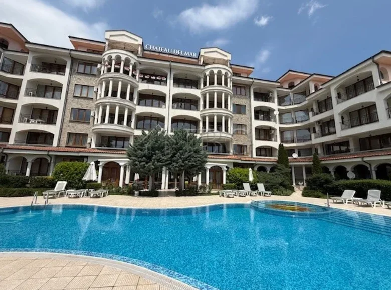 Mieszkanie 4 pokoi 149 m² Nesebyr, Bułgaria