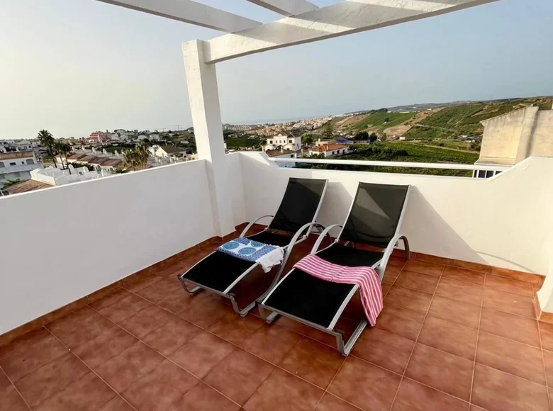 Mieszkanie 3 pokoi 203 m² Manilva, Hiszpania