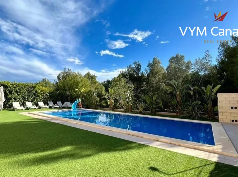 4 bedroom Villa 180 m² lAlfas del Pi, Spain