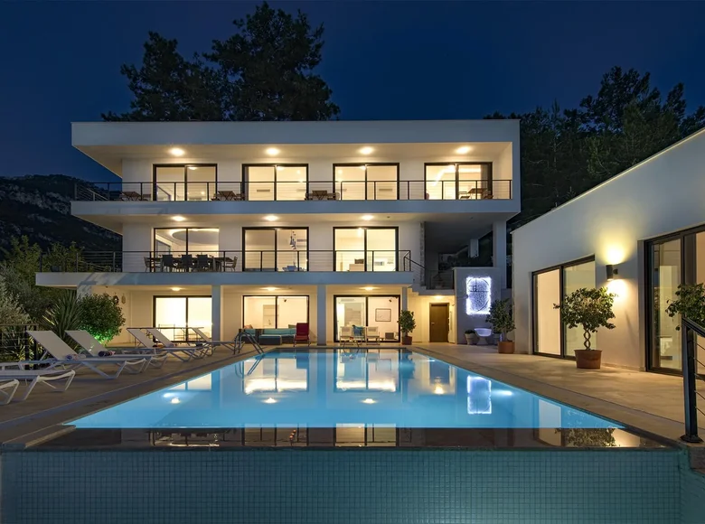 Dom 6 pokojów 450 m² Uzunyurt, Turcja