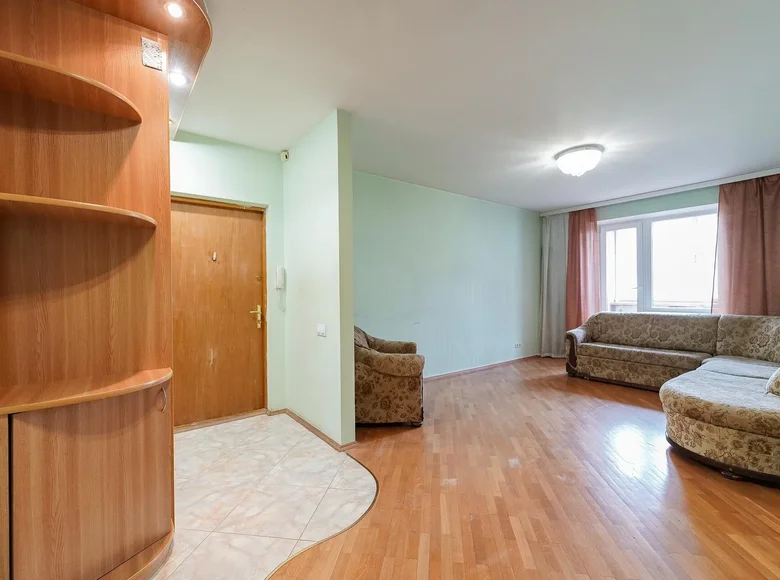 Mieszkanie 3 pokoi 67 m² Mińsk, Białoruś