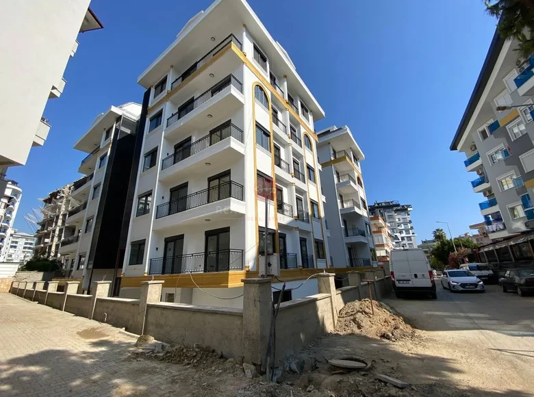 Mieszkanie 2 pokoi 62 m² Alanya, Turcja