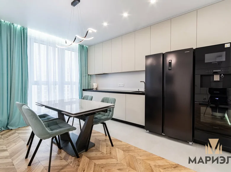 Квартира 3 комнаты 73 м² Минск, Беларусь