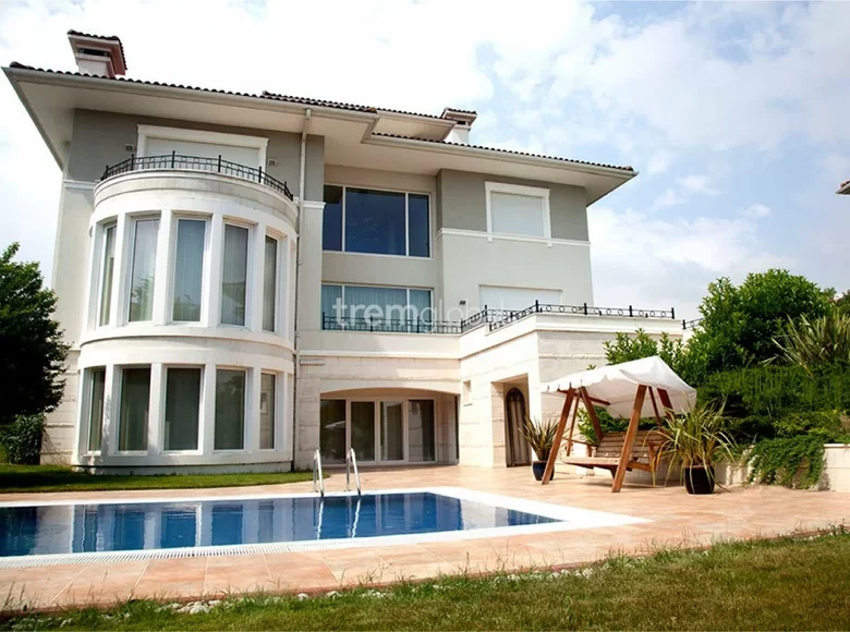 Wohnung 6 Schlafzimmer 856 m² Bahcelievler Mahallesi, Türkei