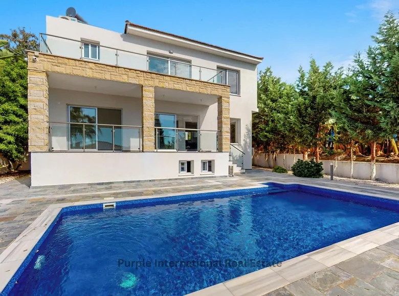 5 bedroom villa 255 m² Kissonerga, Cyprus