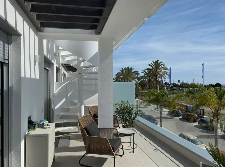 Wohnung 2 Schlafzimmer 75 m² Estepona, Spanien