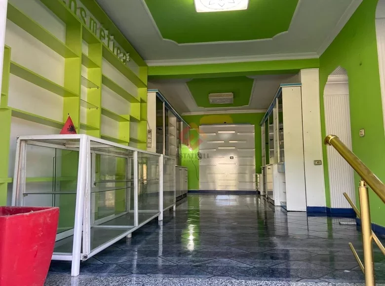 Propriété commerciale 56 m² à Vlora, Albanie