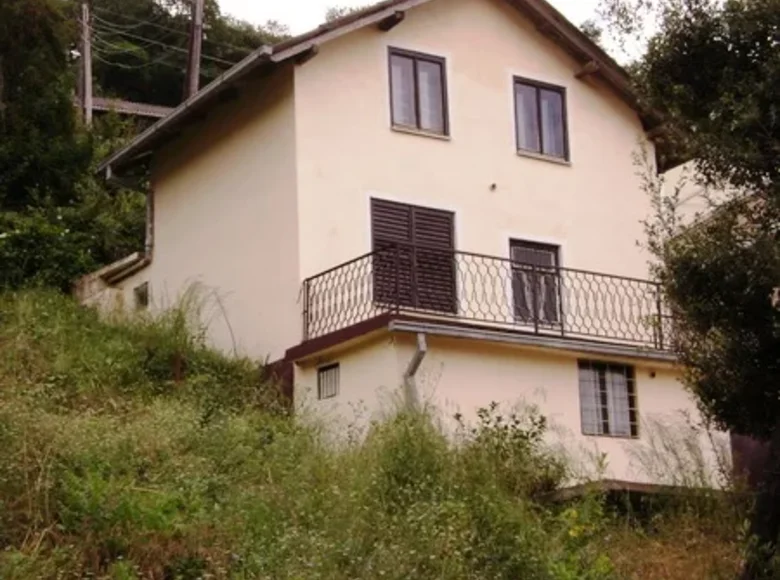 4 bedroom house 70 m² Utjeha, Montenegro