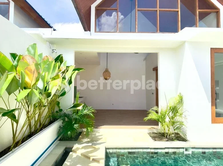 Villa mit 2 Schlafzimmern  Kerobokan, Indonesien