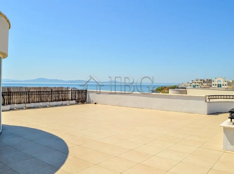 1 bedroom apartment 165 m² Pomorie, Bulgaria