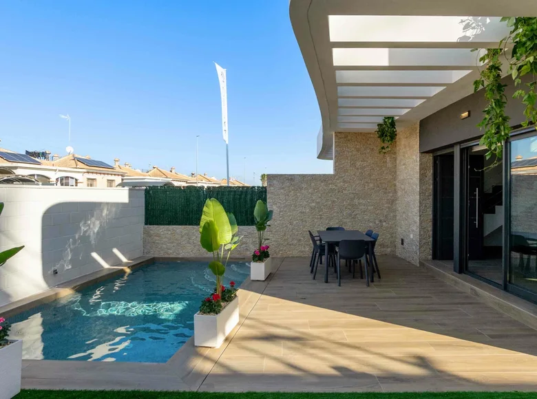 3 bedroom villa 99 m² Los Montesinos, Spain