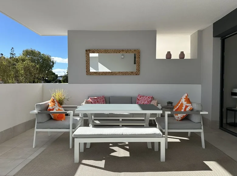 Mieszkanie 3 pokoi 142 m² Manilva, Hiszpania