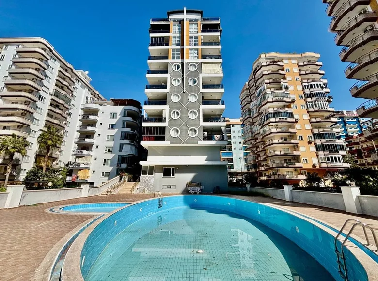 2 bedroom apartment 110 m² Mahmutlar, Turkey