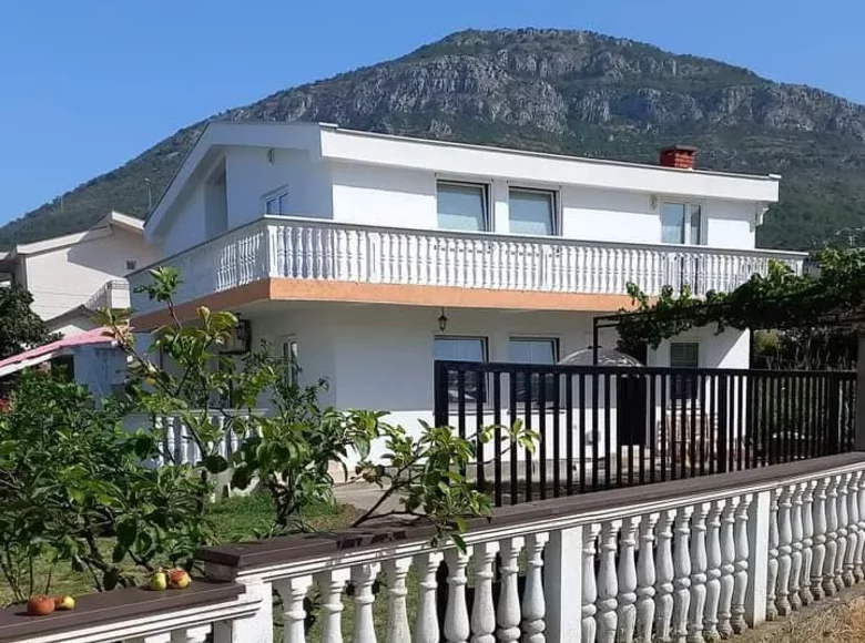 Haus 4 Schlafzimmer 164 m² Montenegro, Montenegro