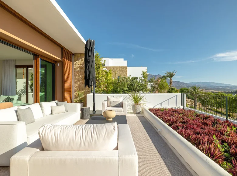 2 bedroom apartment 200 m² Estepona, Spain