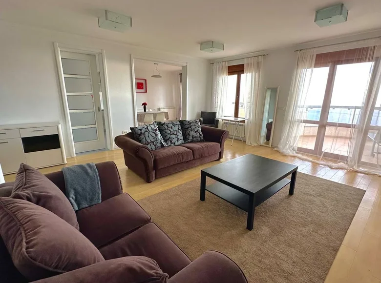 2 bedroom apartment 126 m² Dobra Voda, Montenegro