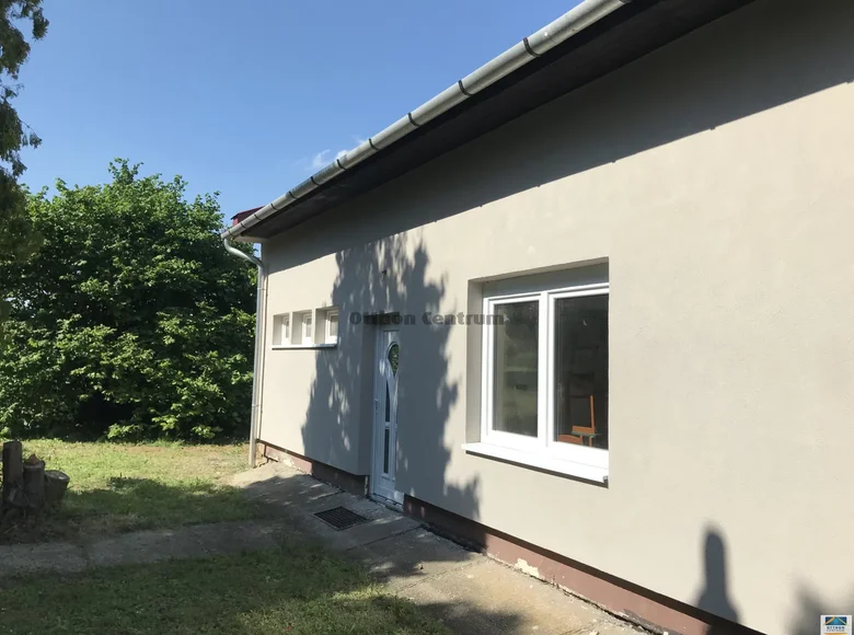 Gewerbefläche 500 m² Gengeß, Ungarn