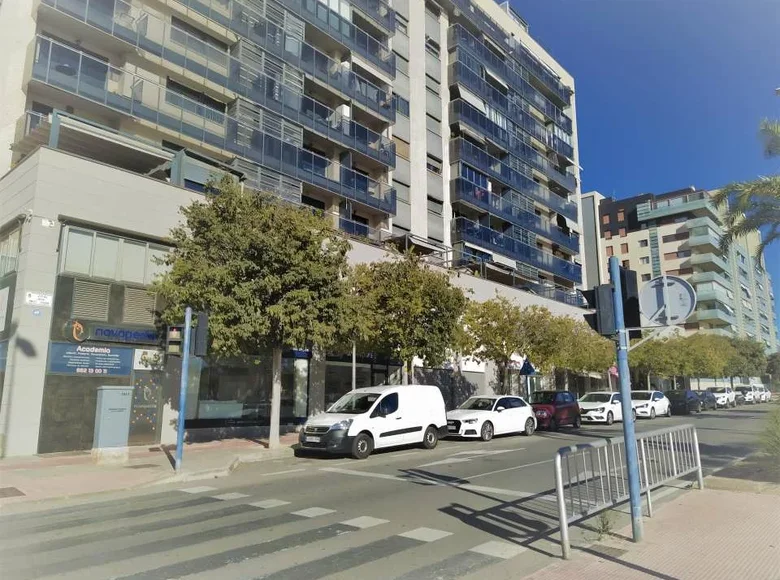 Propriété commerciale 101 m² à Alicante, Espagne