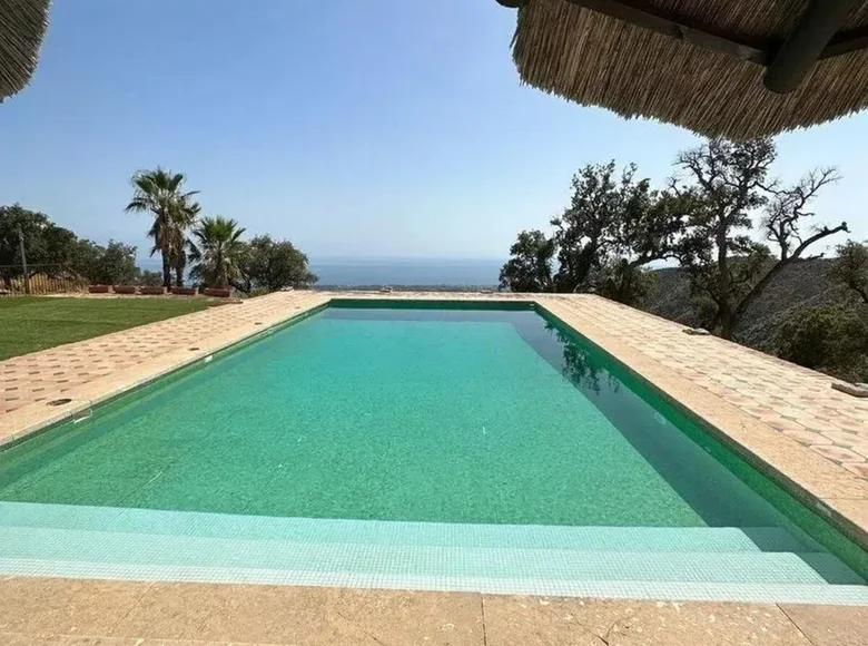 Maison 9 chambres 1 480 m² Ojen, Espagne
