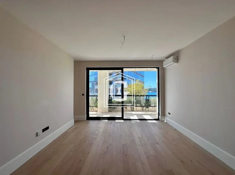 1 bedroom apartment 71 m² Rafailovici, Montenegro