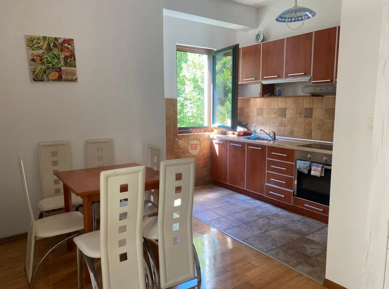 Wohnung 2 zimmer 89 m² Risan, Montenegro