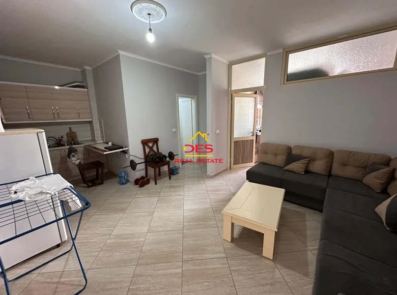 Mieszkanie 2 pokoi 52 m² Bashkia Vlore, Albania