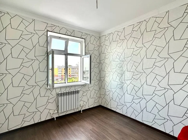 Kvartira 3 xonalar 70 m² Farg'onada