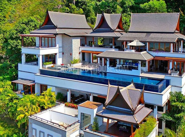 5 bedroom villa 1 550 m² Ban Bang Thao, Thailand