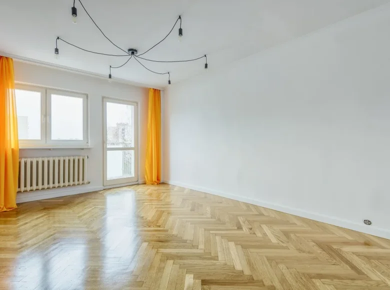 Mieszkanie 3 pokoi 48 m² Warszawa, Polska