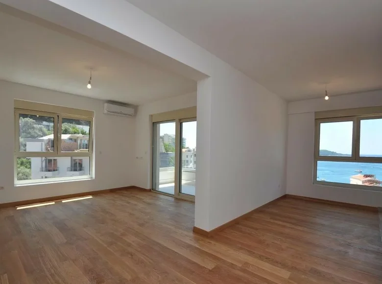 Wohnung 3 Schlafzimmer 121 m² Rafailovici, Montenegro