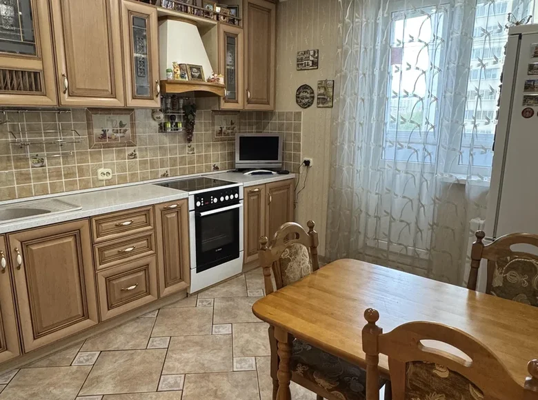 Квартира 2 комнаты 60 м² Минск, Беларусь