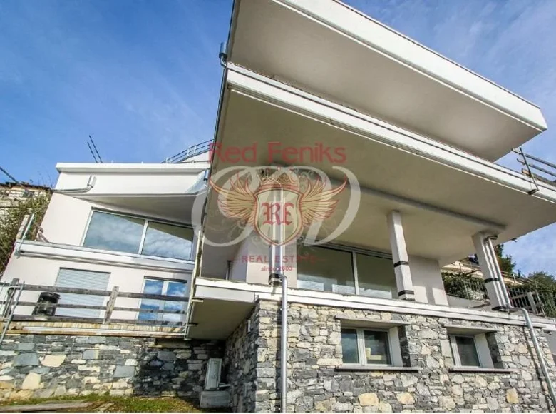 4 bedroom Villa 250 m² Cernobbio, Italy