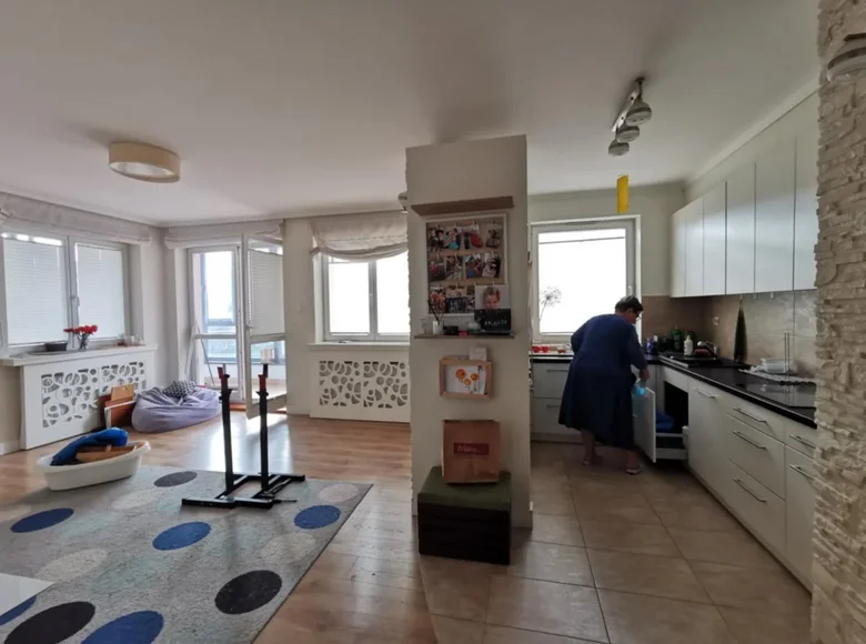 Apartamento 3 habitaciones 71 m² Varsovia, Polonia