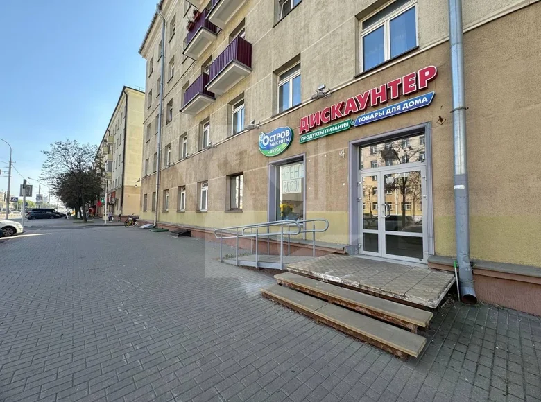 Shop 3 rooms 80 m² in Minsk, Belarus