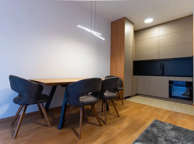 Mieszkanie 2 pokoi 56 m² Budva, Czarnogóra