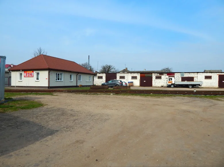 Propiedad comercial 97 m² en Baránavichi, Belarús