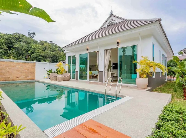 3-Schlafzimmer-Villa 150 m² Phuket, Thailand