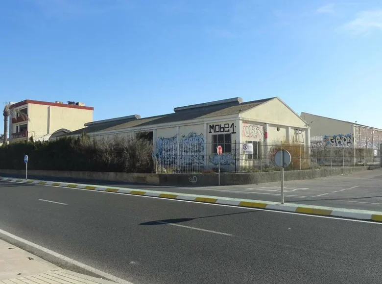 Warehouse 7 068 m² in Elx Elche, Spain