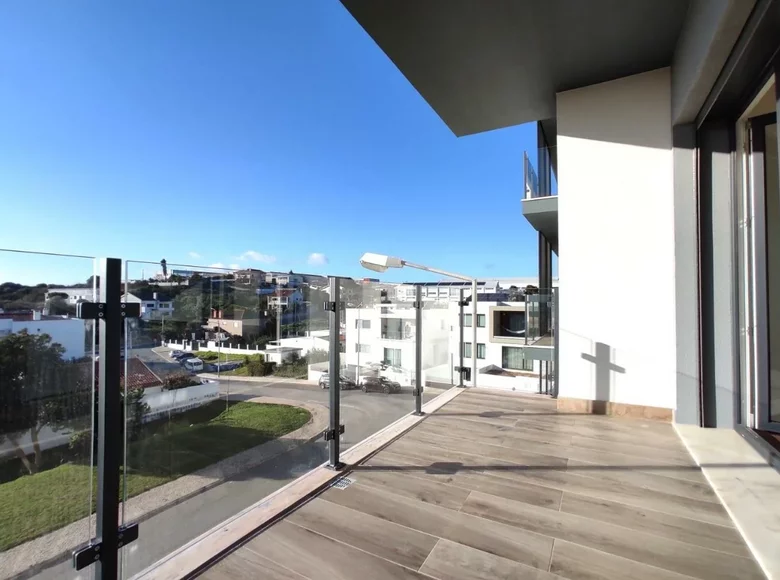 Mieszkanie 3 pokoi 140 m² Porto Salvo, Portugalia