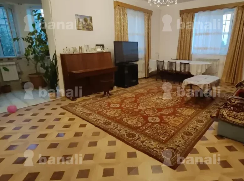 Mansion 6 bedrooms 350 m² Yerevan, Armenia