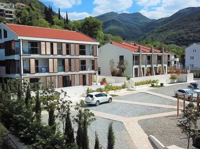 Wohnung 1 Zimmer 64 m² Tivat, Montenegro