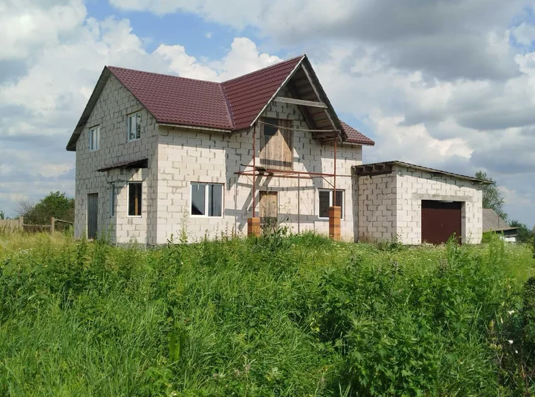 Casa 256 m² Matarova, Belarús